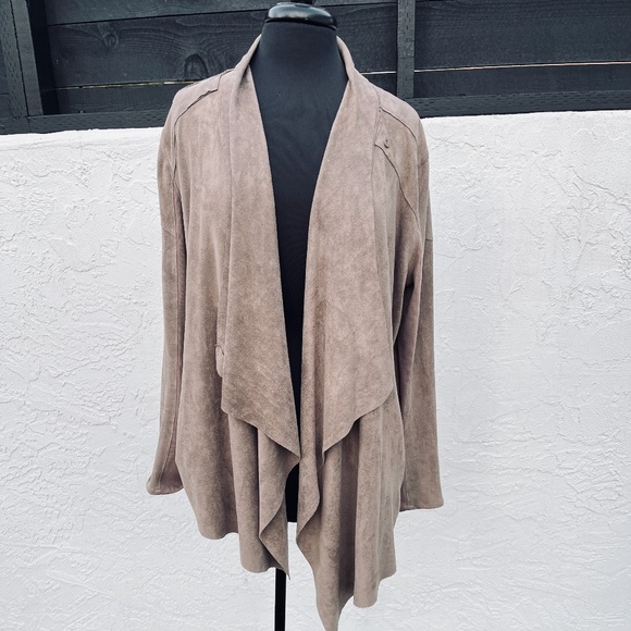 Tan Suedelike Hip Women's Jacket "L"  open front or snapped - Picture 8 of 8